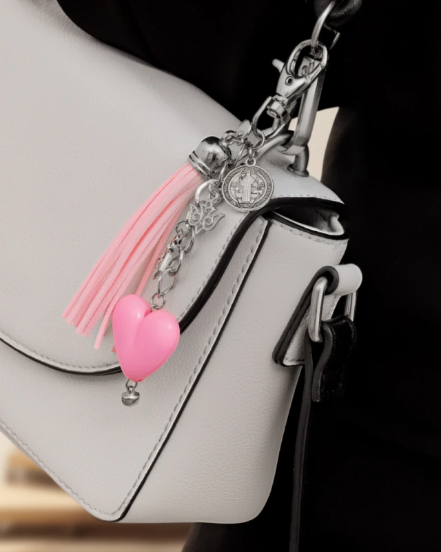 Bendición de Bolso - Rosa - Llavero Charm San Benito - Imagen 2